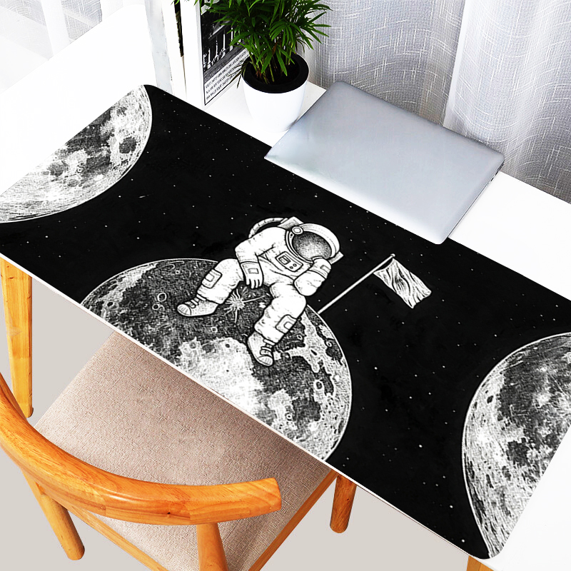 Pc Gaming Essentials Accessories - astronauts Black and white Mouse Pad